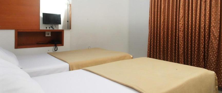 Отель Surag Residency Tiruchirappalli Номер фото