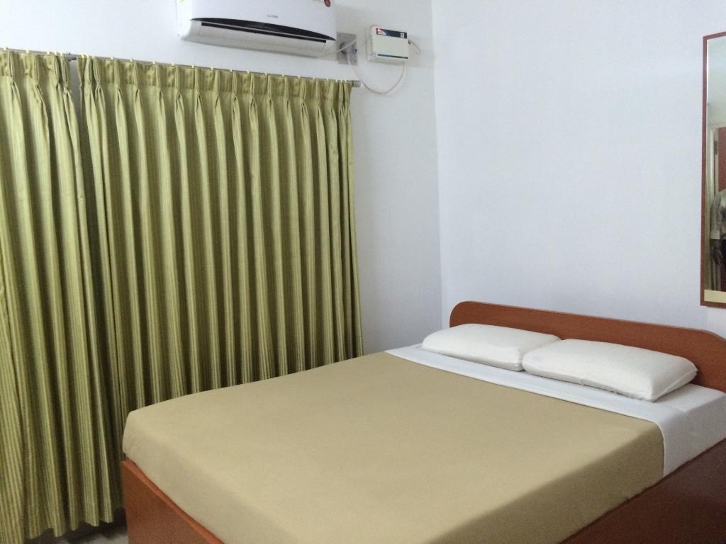 Отель Surag Residency Tiruchirappalli Экстерьер фото