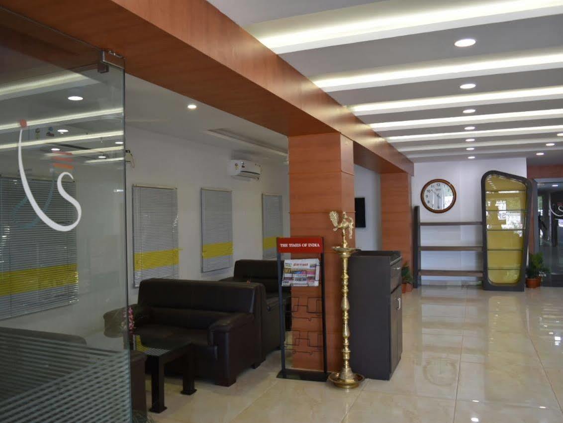 Отель Surag Residency Tiruchirappalli Экстерьер фото