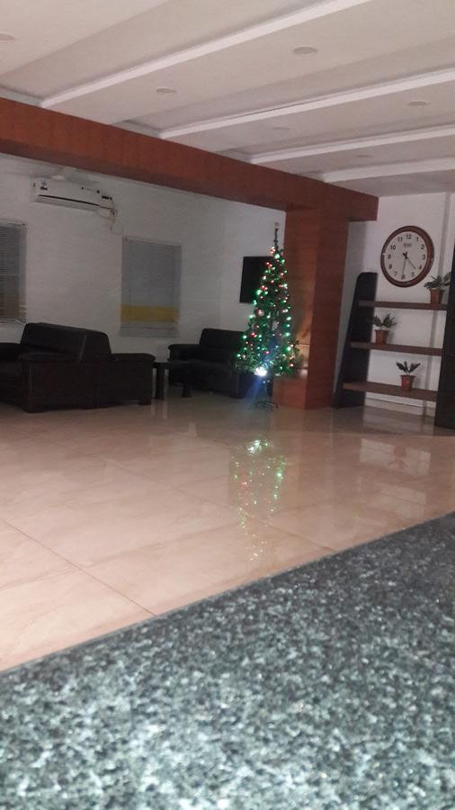 Отель Surag Residency Tiruchirappalli Экстерьер фото